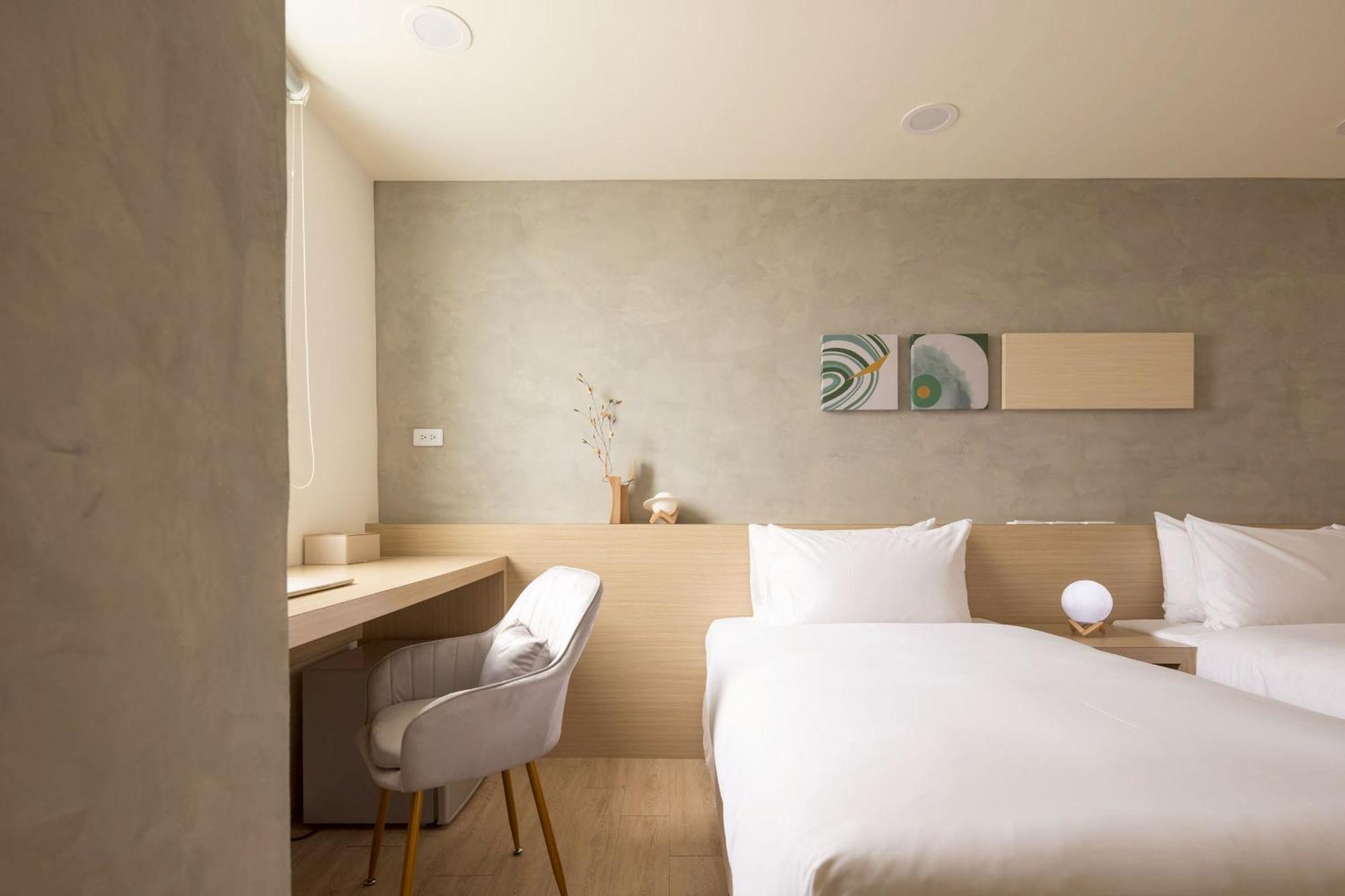 P Inn Tainan Esterno foto