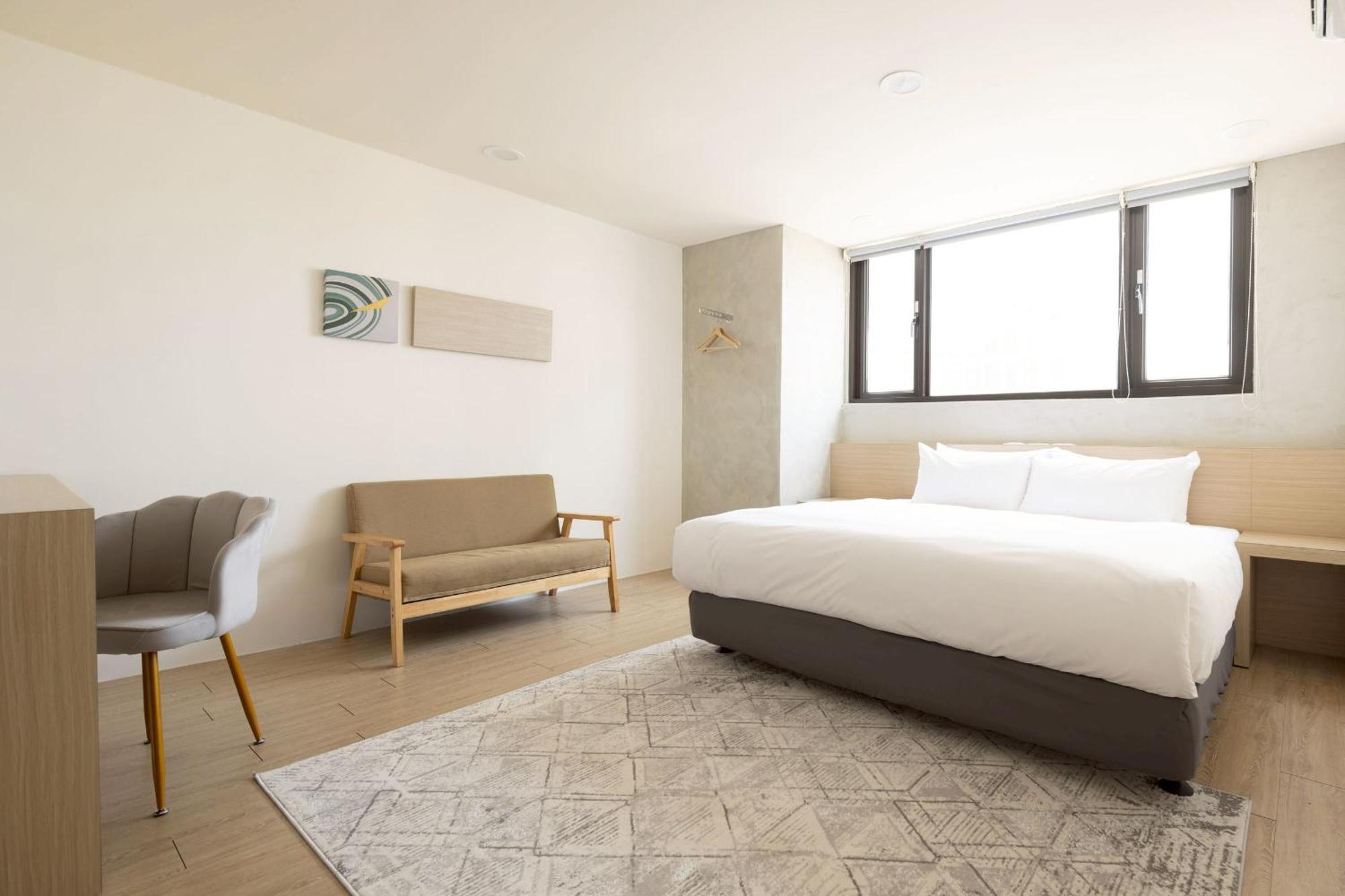 P Inn Tainan Esterno foto