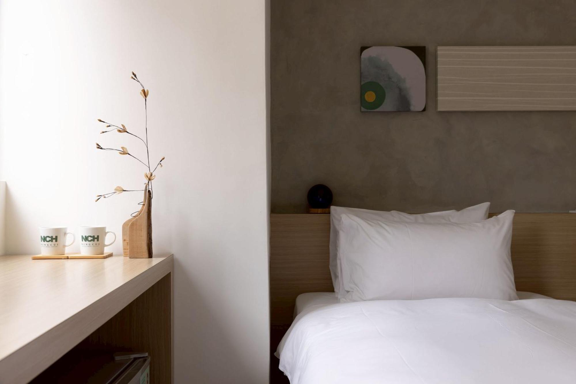 P Inn Tainan Esterno foto